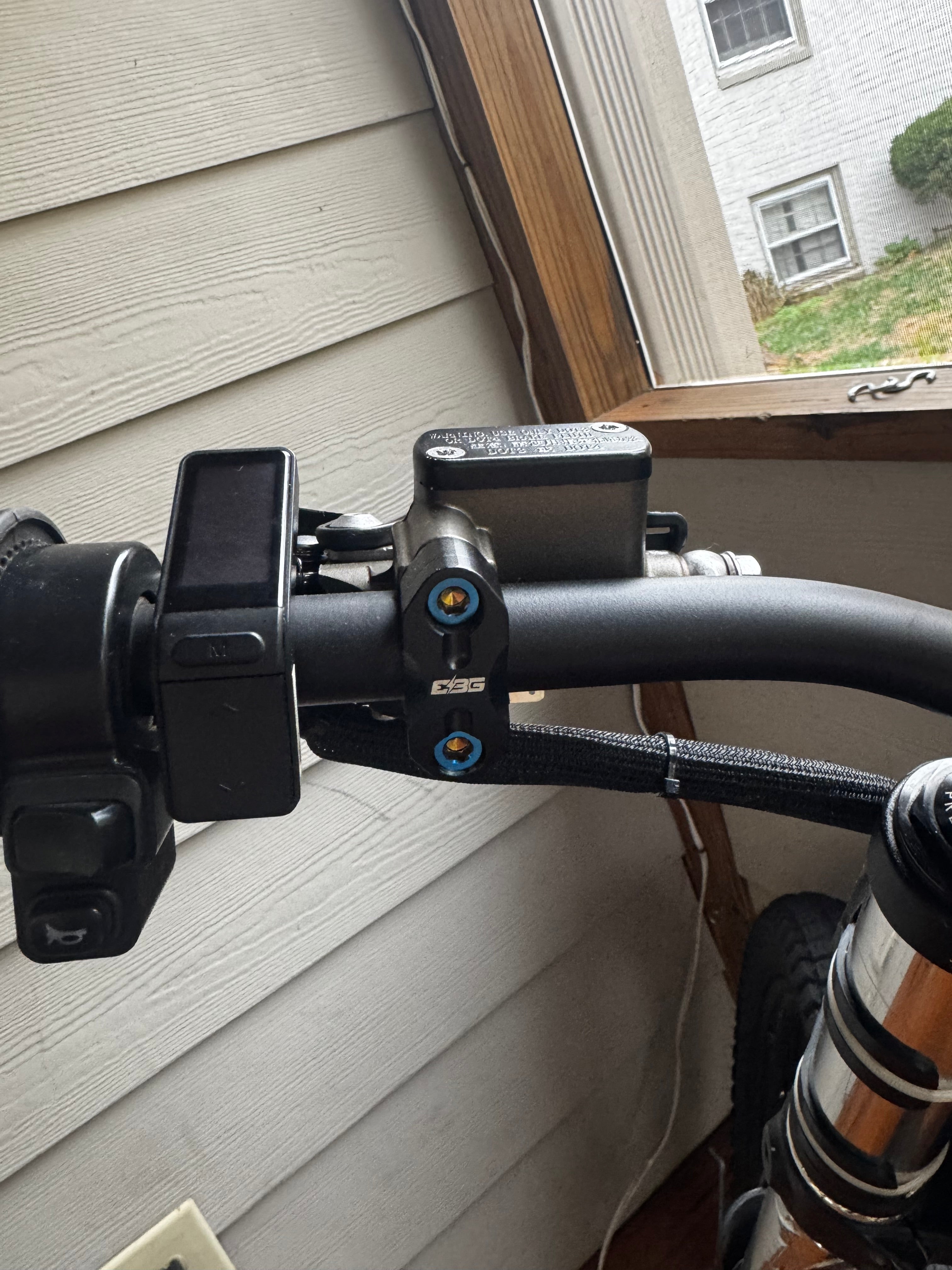 Titanium ultrabee brake clamp bolts