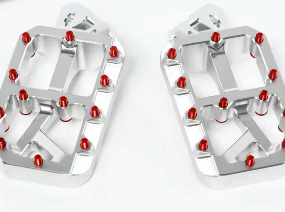 Chrome upgraded wide foot pegs